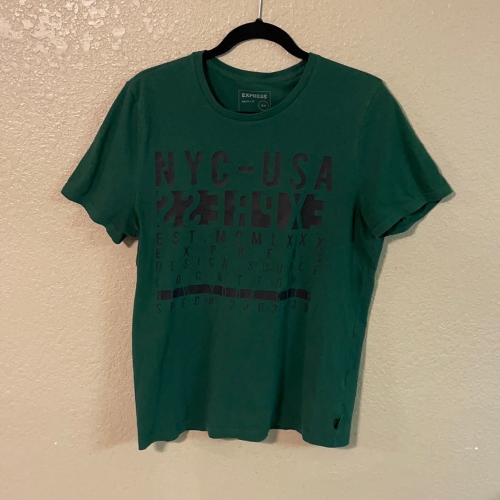 Express Quality and Fit graphics t shirt